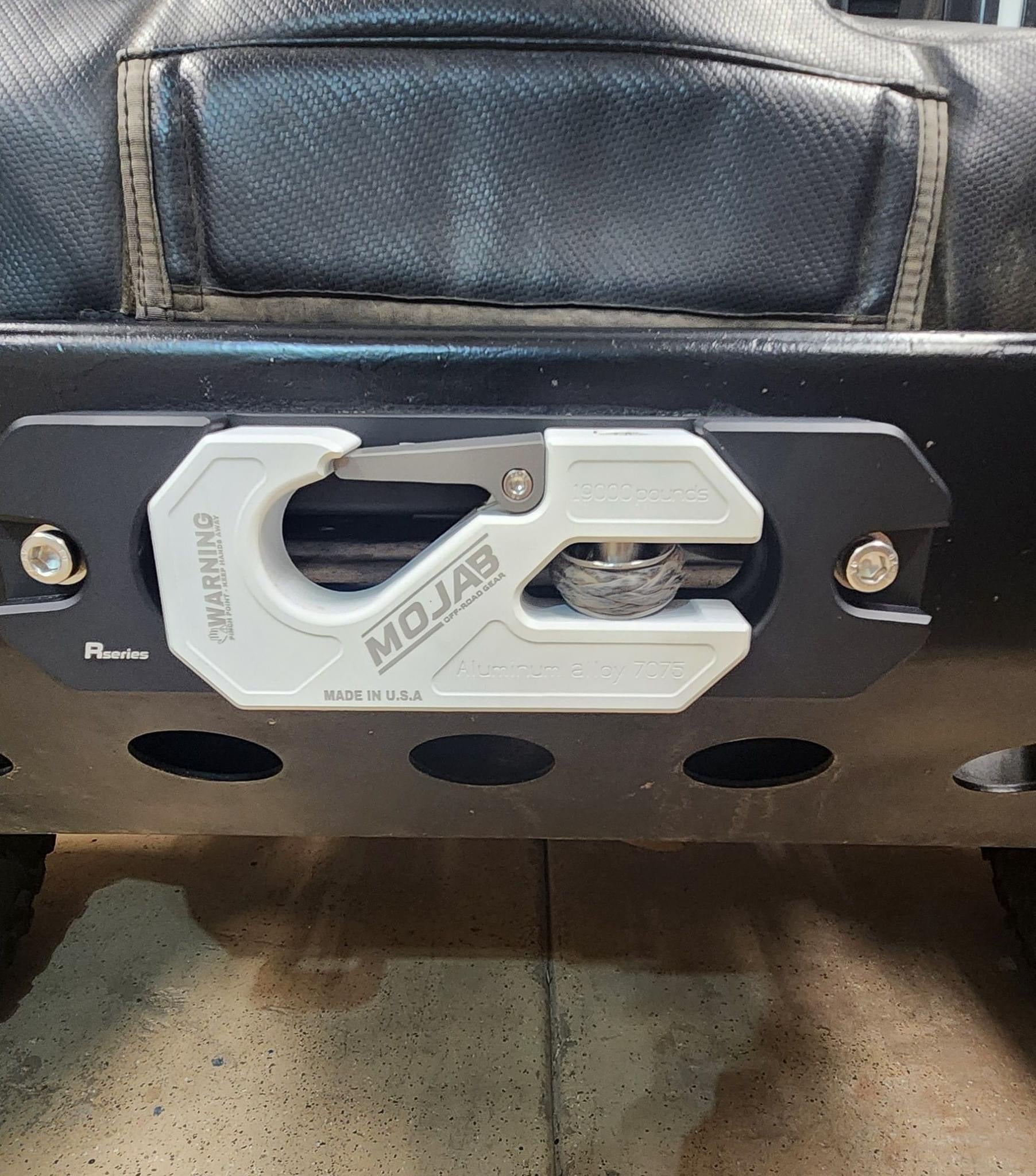 Aluminum Recessed Winch Shackle with Fairlead Kit, closed latch (LIFE TIME WARRANTY*)