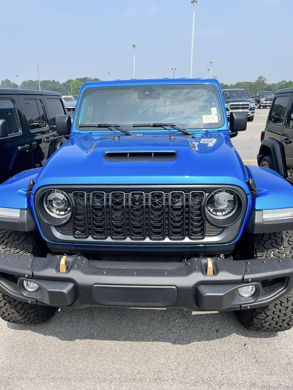 Willys/392 Grille for Jeep Wrangler JL & Gladiator JT - Two-Tone
