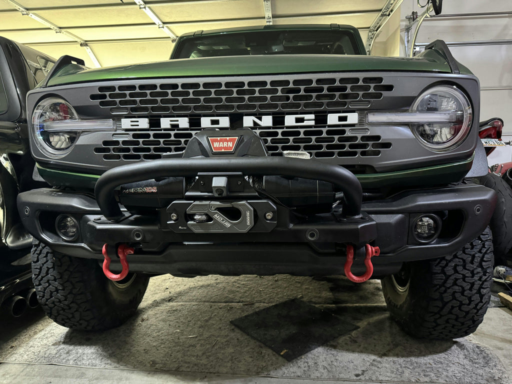 Aluminum Recessed Winch Shackle with Fairlead Kit, closed latch (LIFE TIME WARRANTY*)